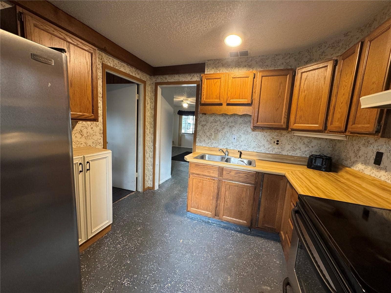 630 N CROOKED LAKE DRIVE, Babson Park, FL 33827 630 N CROOKED LAKE DRIVE, Babson Park, FL 33827