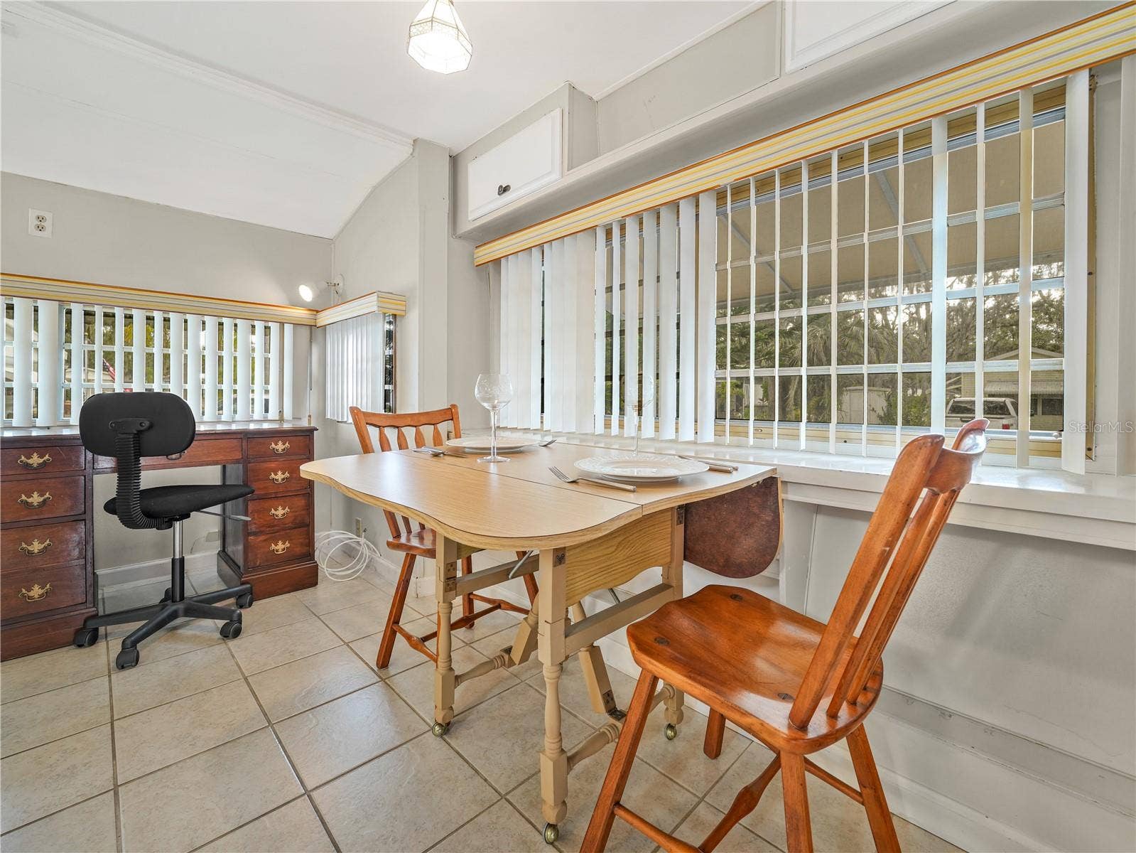 72 SILVERSIDES STREET, Lake Wales, FL 33898