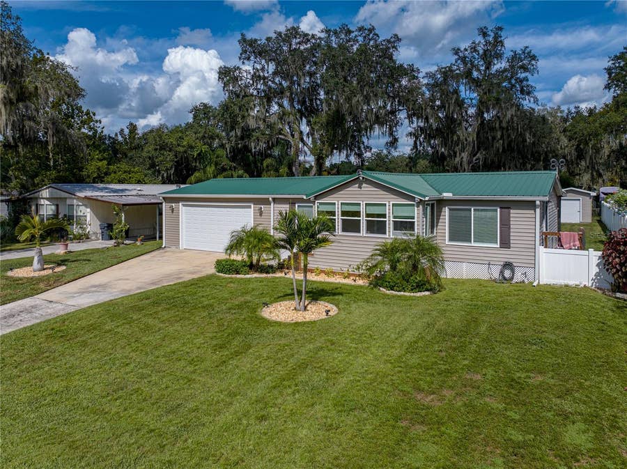 Property photo for 4943 ROLLINGLEN LOOP E, Lakeland, FL