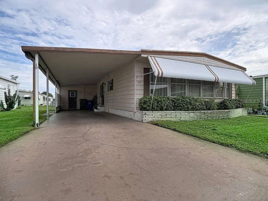 Property photo for 1007 FOREST LAKE DRIVE, Lakeland, FL