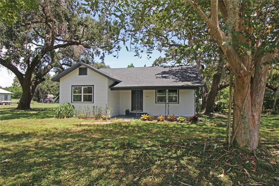 Property photo for 4925 MAGNOLIA AVENUE, Mulberry, FL
