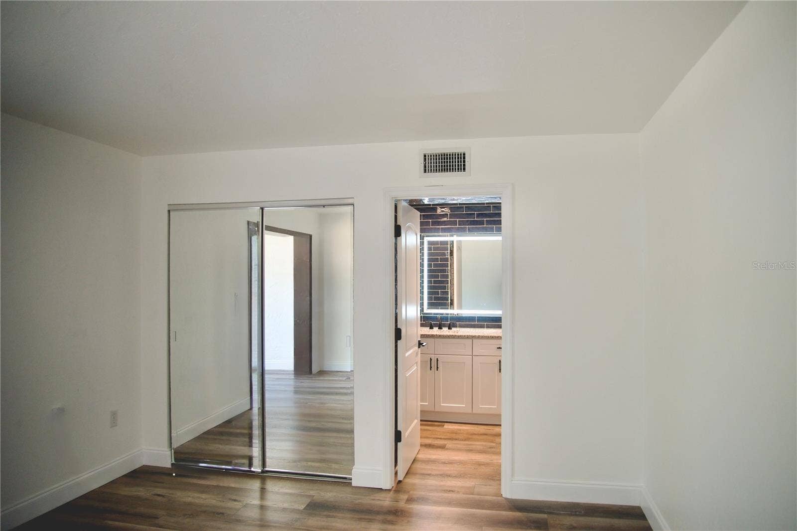 220 N IDLEWOOD AVENUE, #204, Bartow, FL 33830