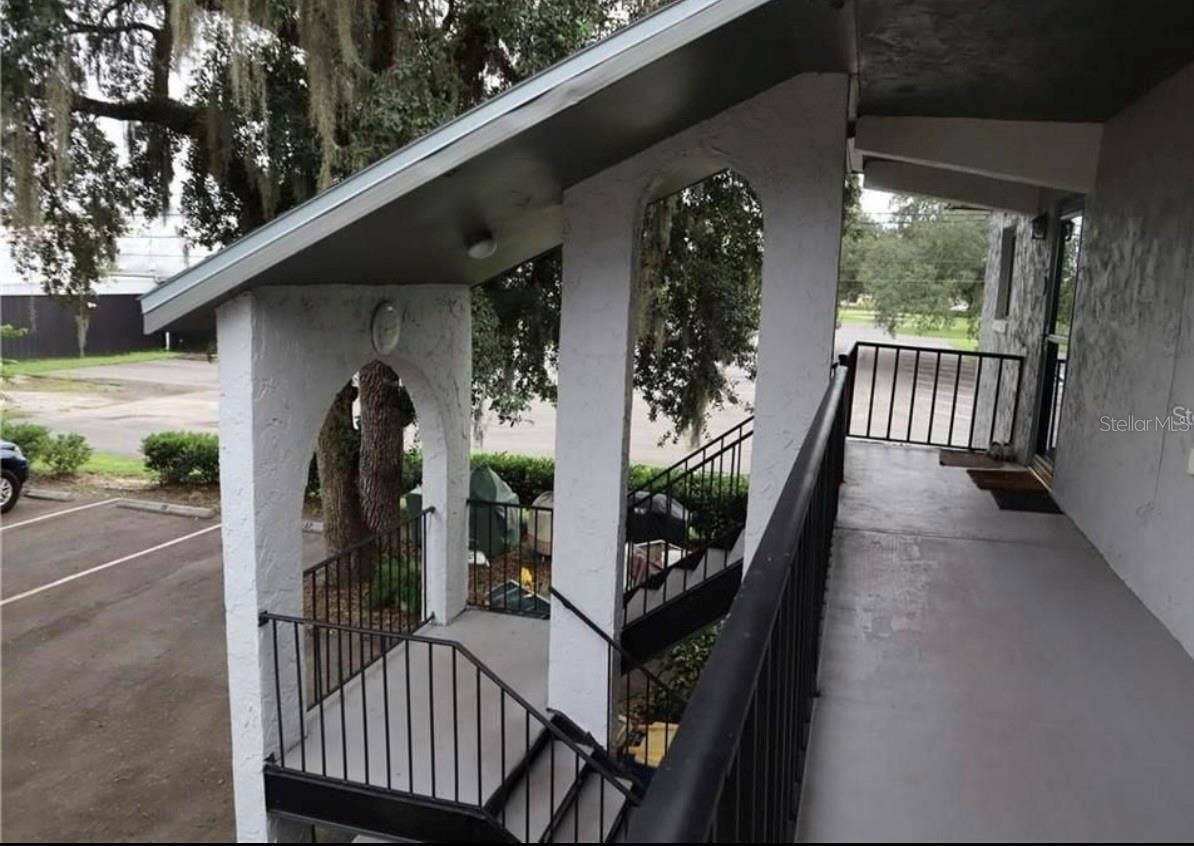 220 N IDLEWOOD AVENUE, #204, Bartow, FL 33830
