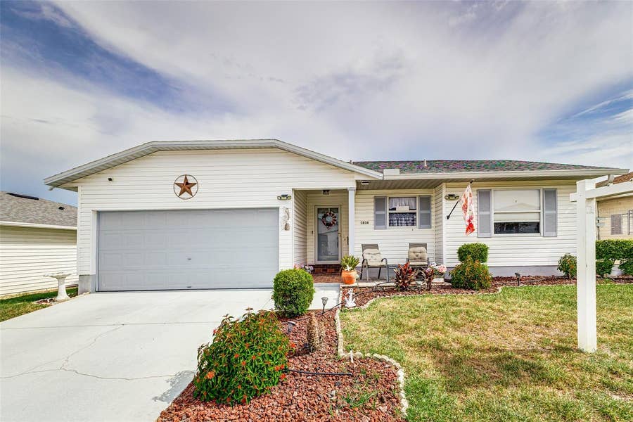 Property photo for 1836 PRAIRIE DUNES CIRCLE N, Lakeland, FL