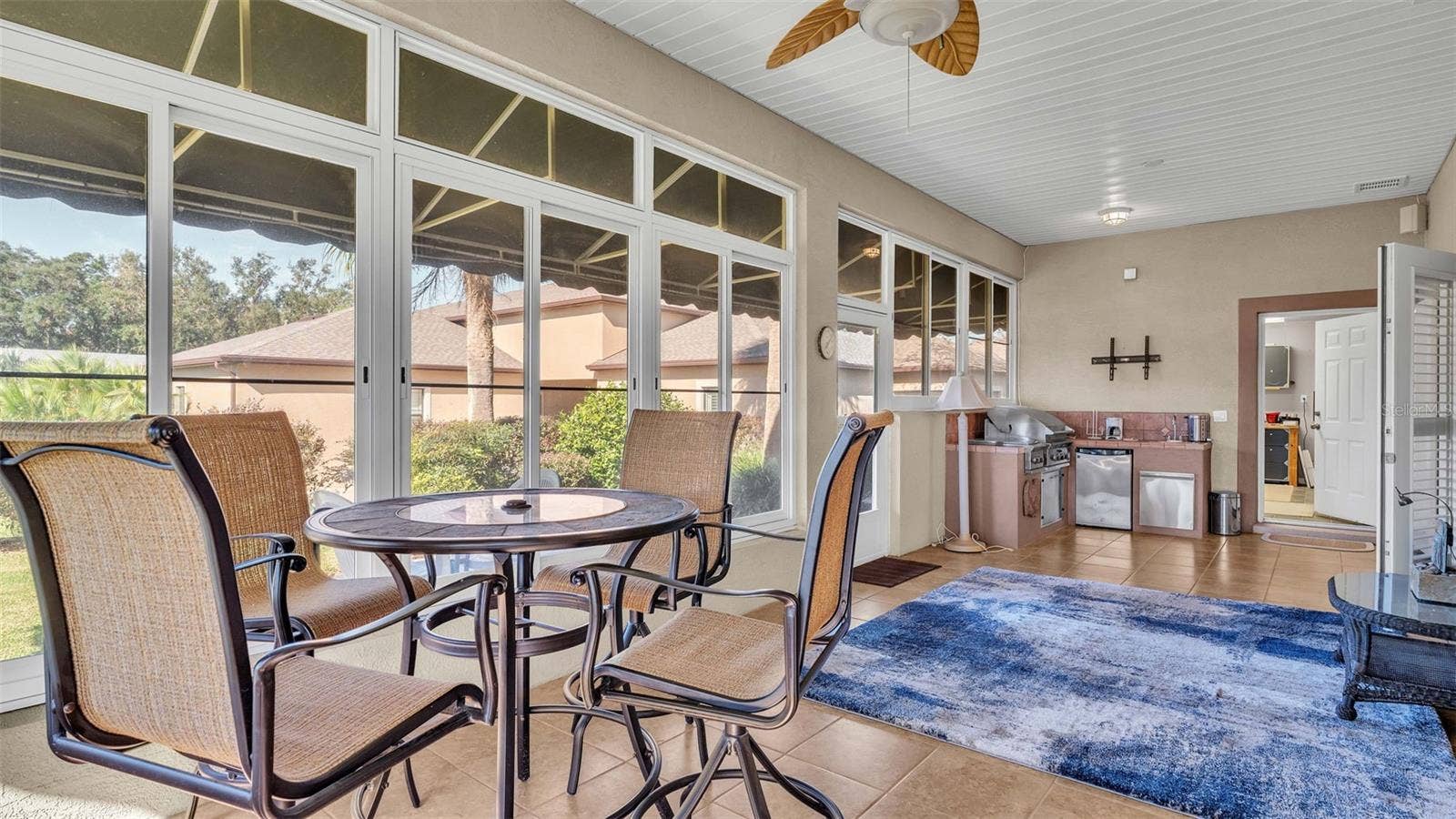 402 CRUISERS DRIVE, Polk City, FL 33868 Florida room