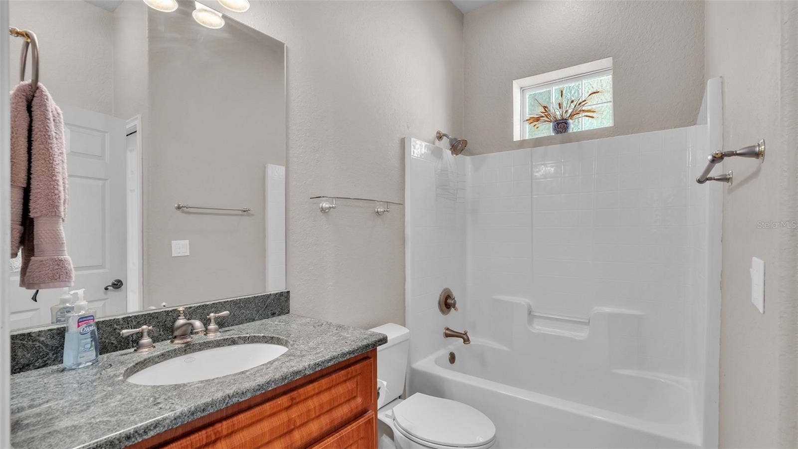 402 CRUISERS DRIVE, Polk City, FL 33868 Bathroom 2