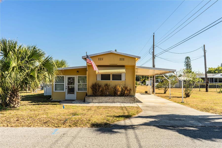 Property photo for 1612 SPRING DRIVE, Lakeland, FL
