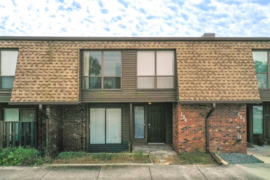 Property photo for 1836 N CRYSTAL LAKE DRIVE, #104, Lakeland, FL