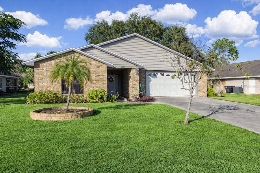 Property photo for 2124 GLEN HEIGHTS PLACE, Lakeland, FL