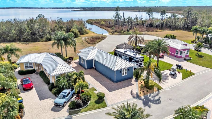 Property photo for 3272 FISH HAWK DRIVE, Polk City, FL