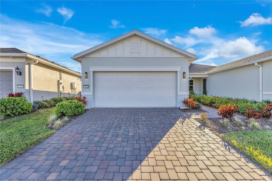 Property photo for 2434 N CLIFF WAY, St Cloud, FL