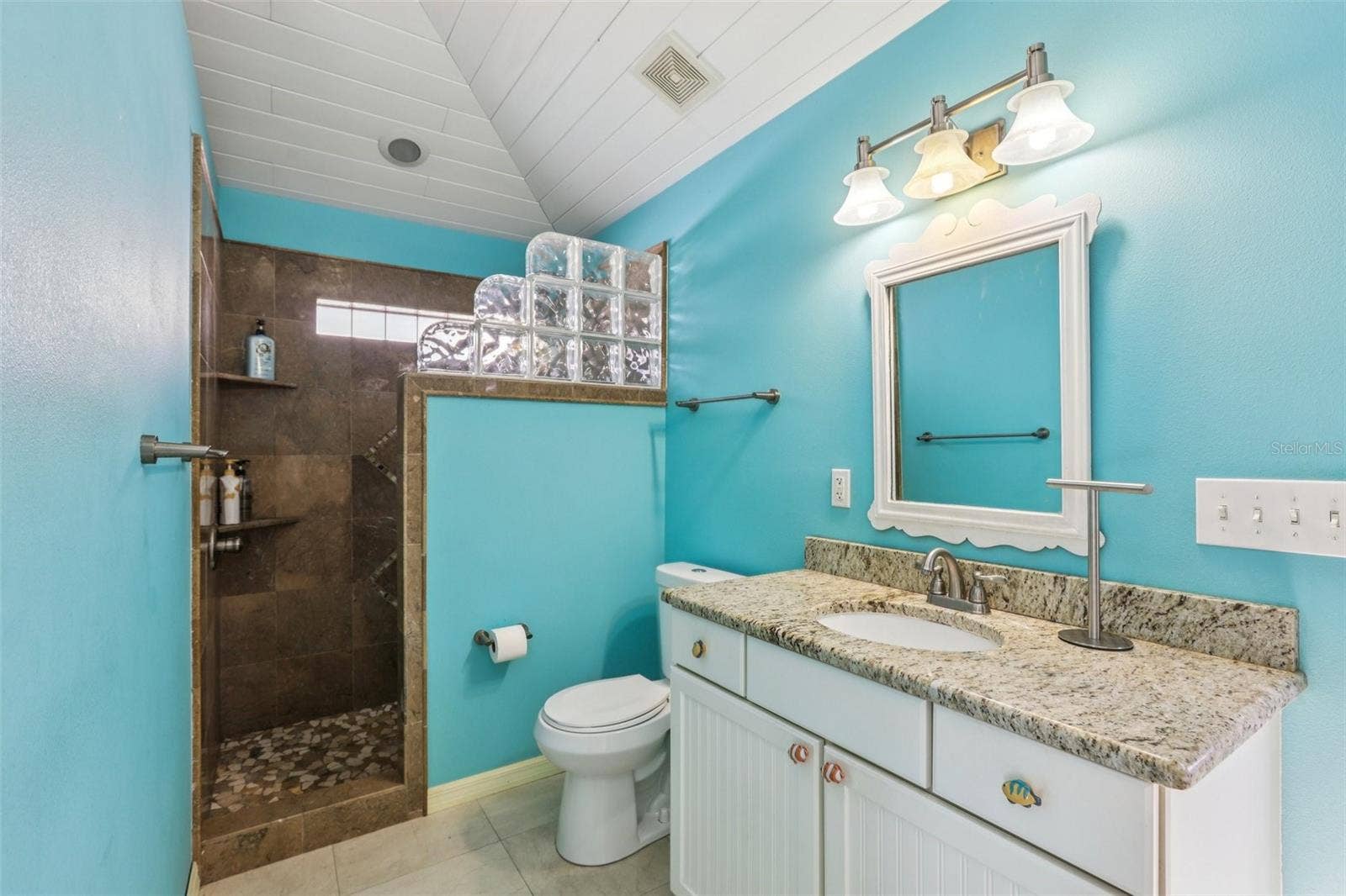 3050 CRUMP ROAD, Winter Haven, FL 33881 Guest House