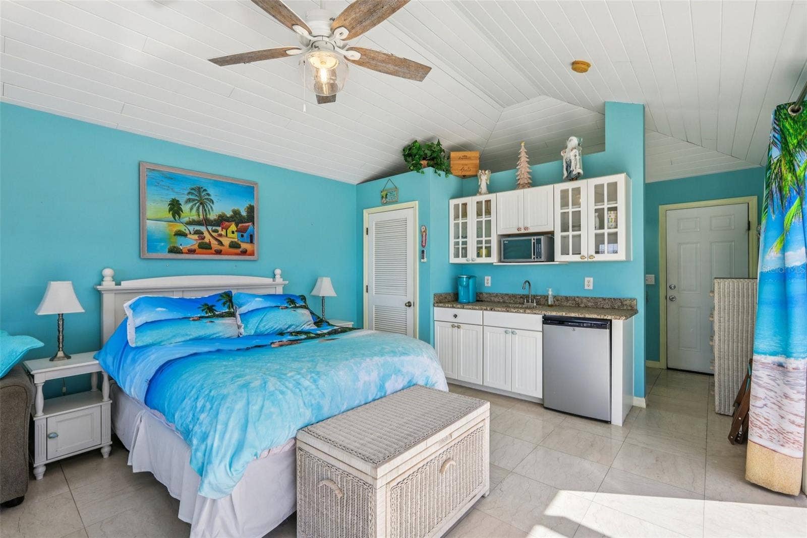 3050 CRUMP ROAD, Winter Haven, FL 33881 Guest House