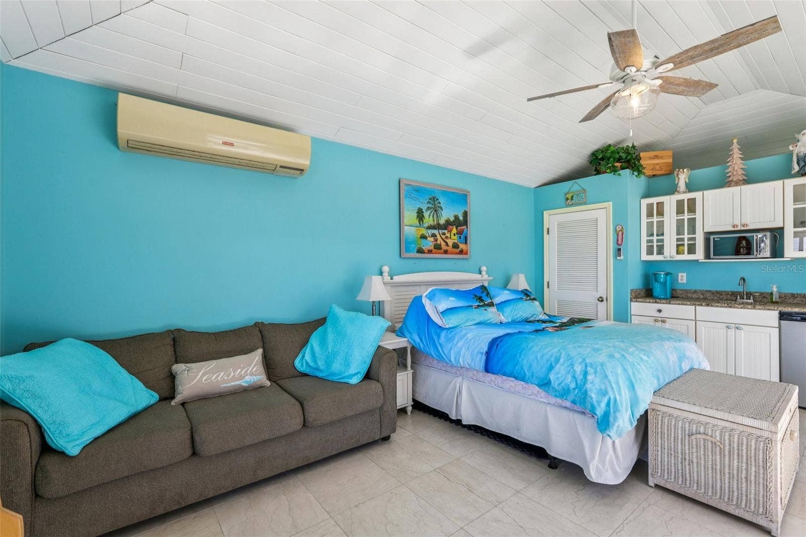 3050 CRUMP ROAD, Winter Haven, FL 33881 Guest House