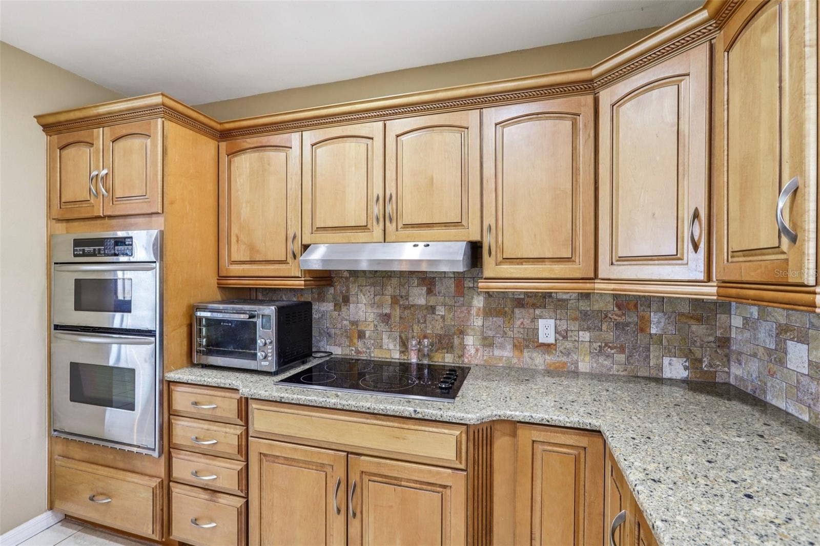3050 CRUMP ROAD, Winter Haven, FL 33881 3050 CRUMP ROAD, Winter Haven, FL 33881