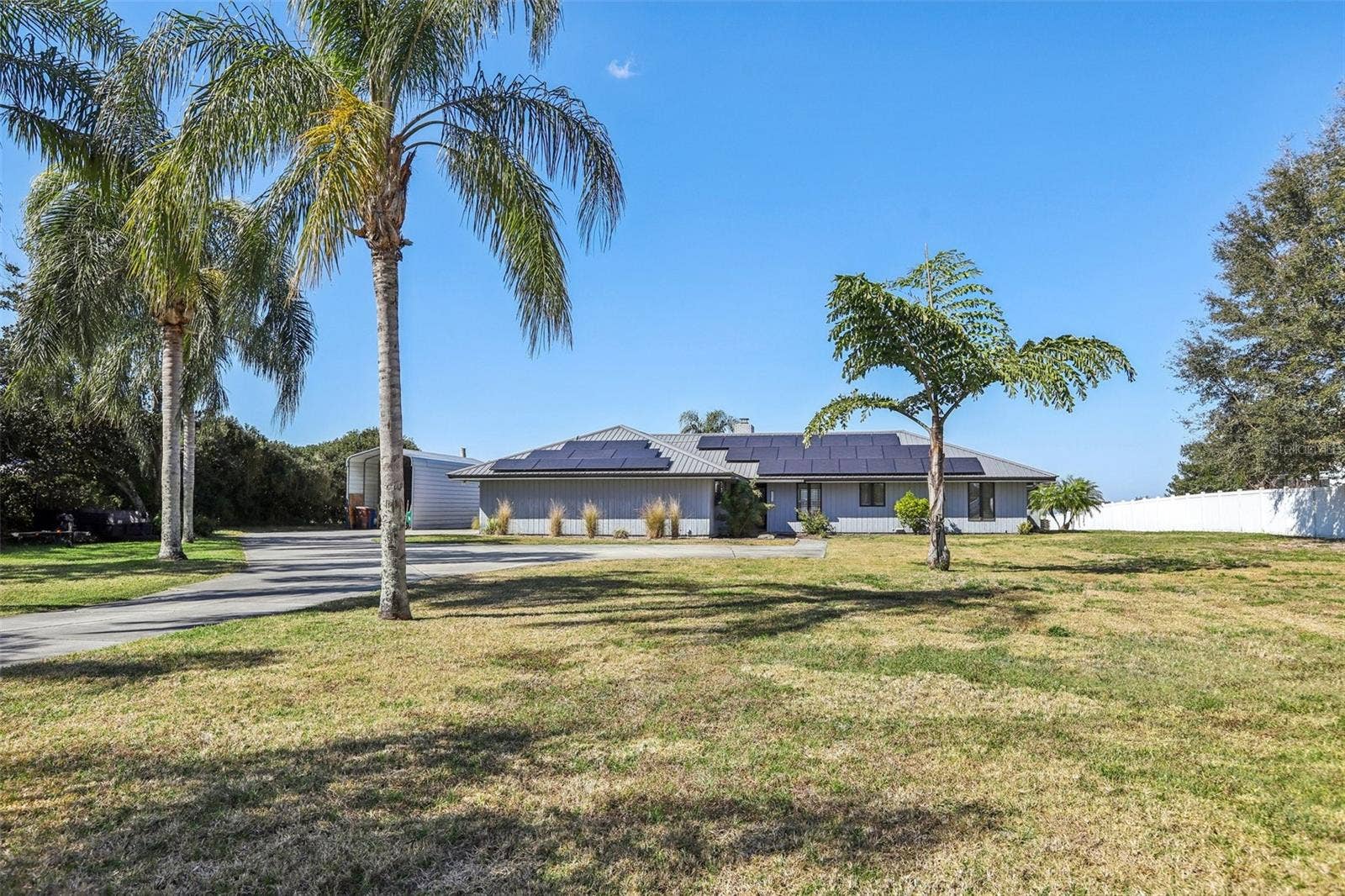 3050 CRUMP ROAD, Winter Haven, FL 33881 3050 CRUMP ROAD, Winter Haven, FL 33881