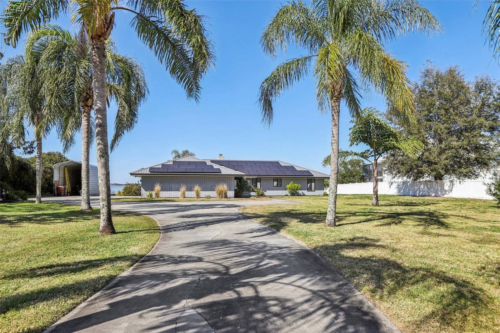3050 CRUMP ROAD, Winter Haven, FL 33881 3050 CRUMP ROAD, Winter Haven, FL 33881