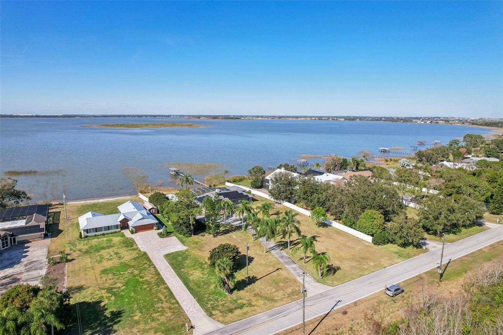 3050 CRUMP ROAD, Winter Haven, FL 33881 3050 CRUMP ROAD, Winter Haven, FL 33881