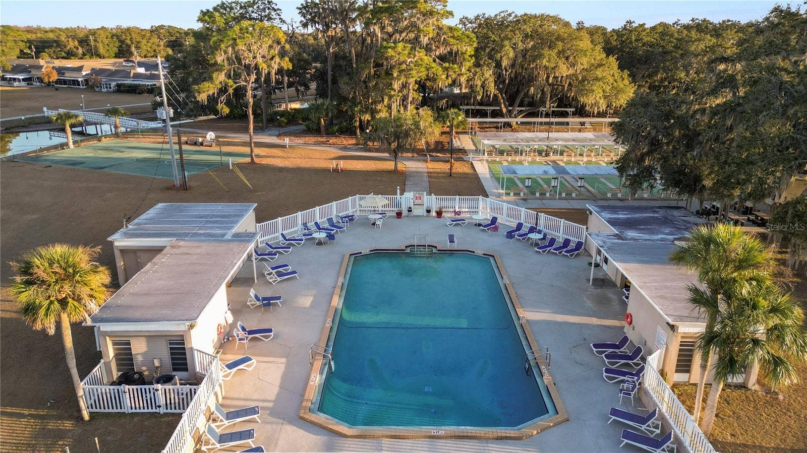 4311 CLUB CIRCLE, Lakeshore, FL 33854 4311 CLUB CIRCLE, Lakeshore, FL 33854