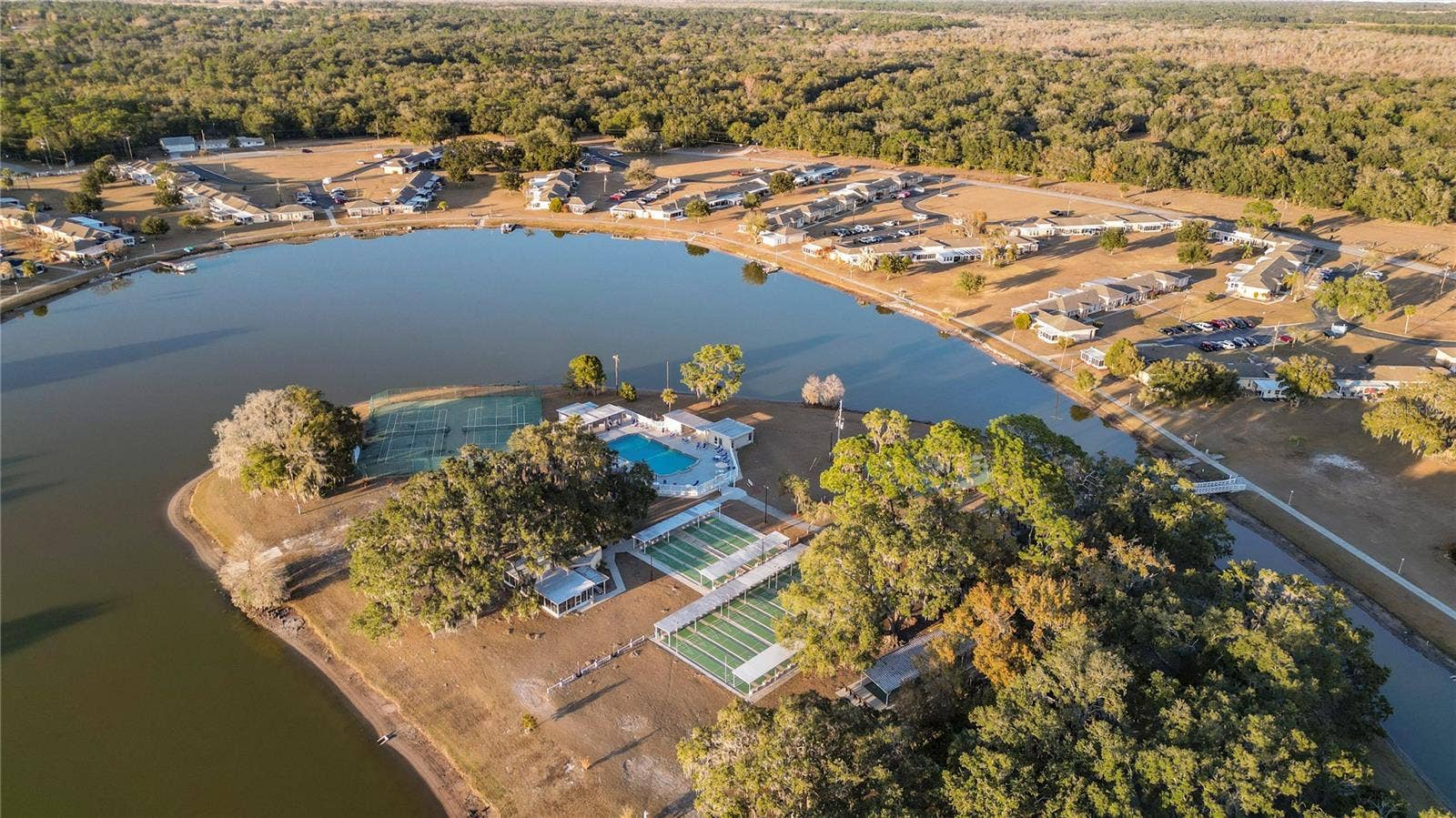 4311 CLUB CIRCLE, Lakeshore, FL 33854 4311 CLUB CIRCLE, Lakeshore, FL 33854
