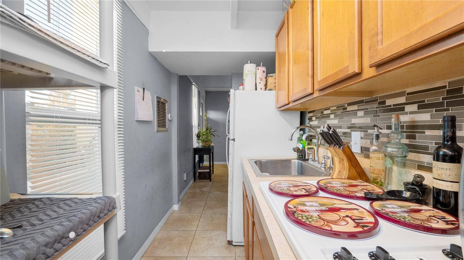 4311 CLUB CIRCLE, Lakeshore, FL 33854 4311 CLUB CIRCLE, Lakeshore, FL 33854