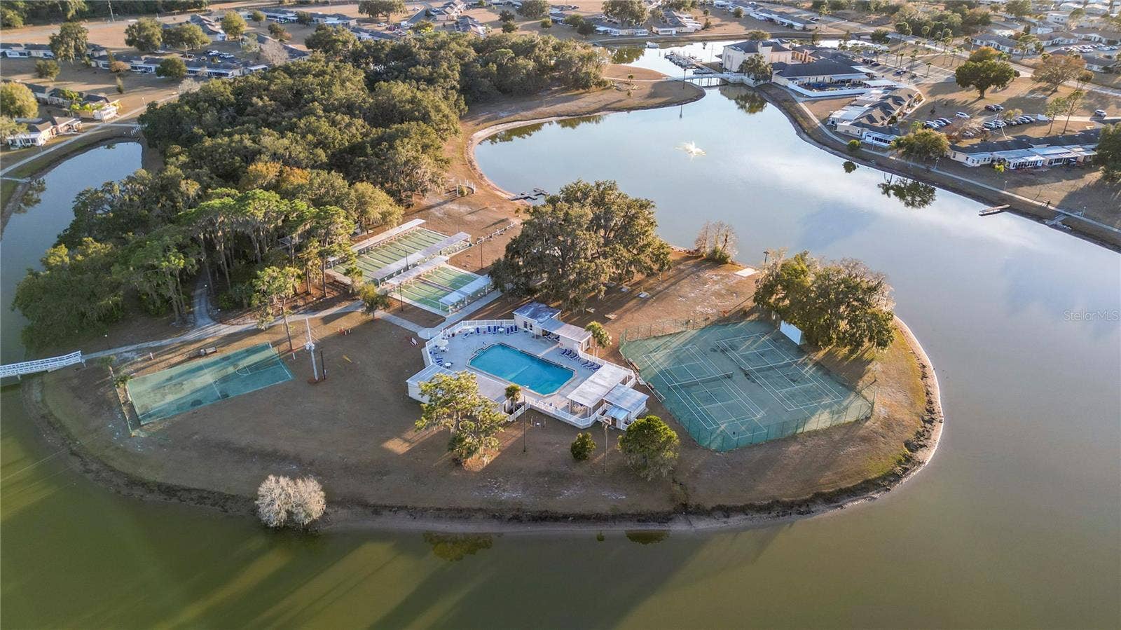 4311 CLUB CIRCLE, Lakeshore, FL 33854 4311 CLUB CIRCLE, Lakeshore, FL 33854
