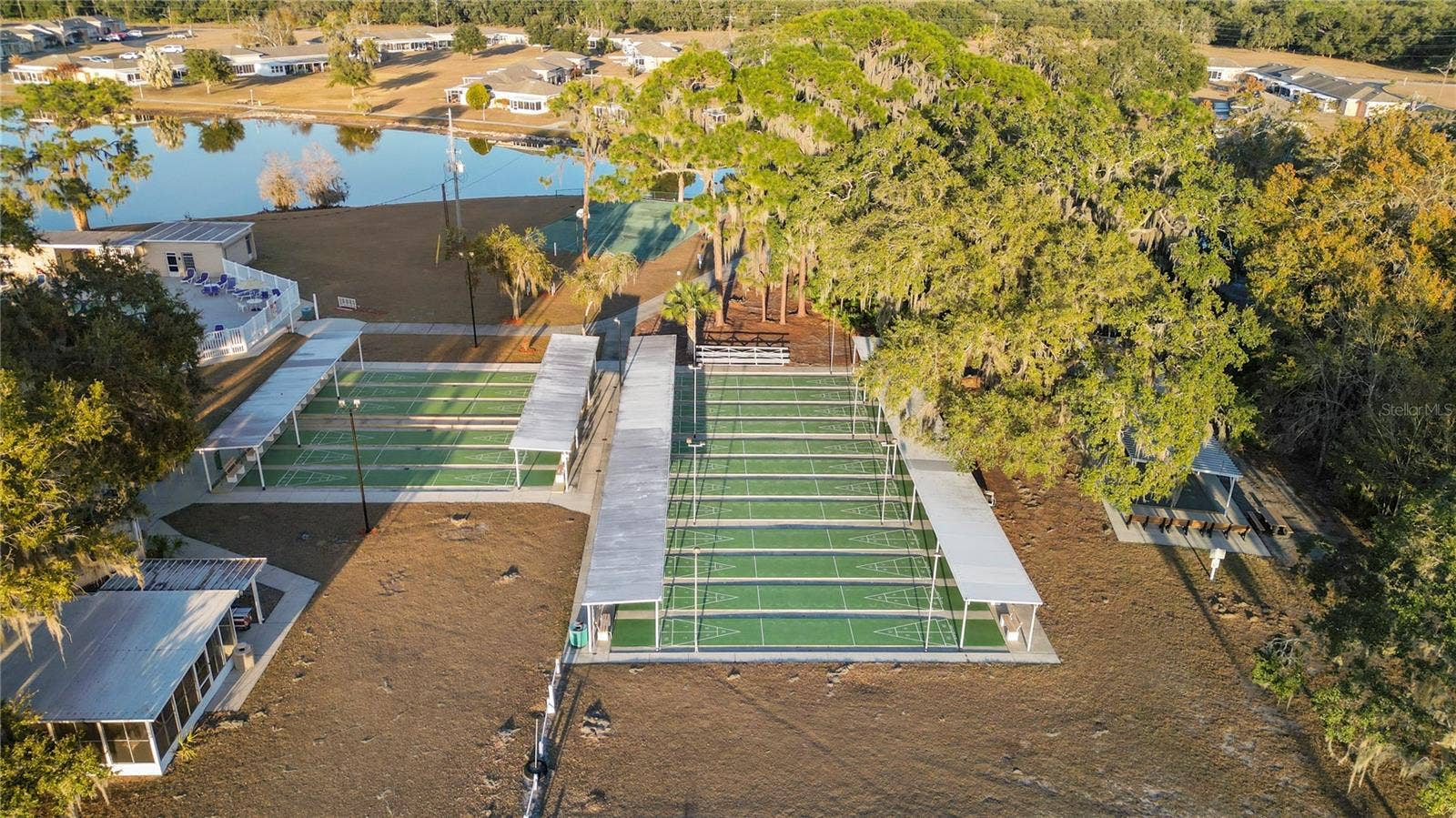 4311 CLUB CIRCLE, Lakeshore, FL 33854 4311 CLUB CIRCLE, Lakeshore, FL 33854