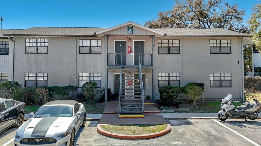 Property photo for 201 PINE VIOLET COURT, #201, Tampa, FL