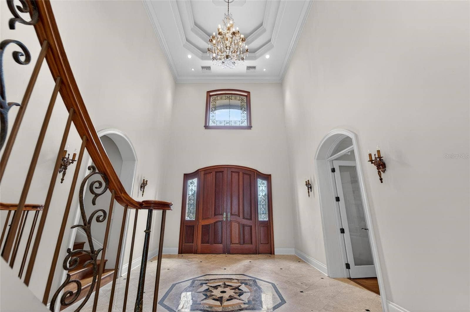 501 ADAMS BARN ROAD, Auburndale, FL 33823 Beautiful Chandelier