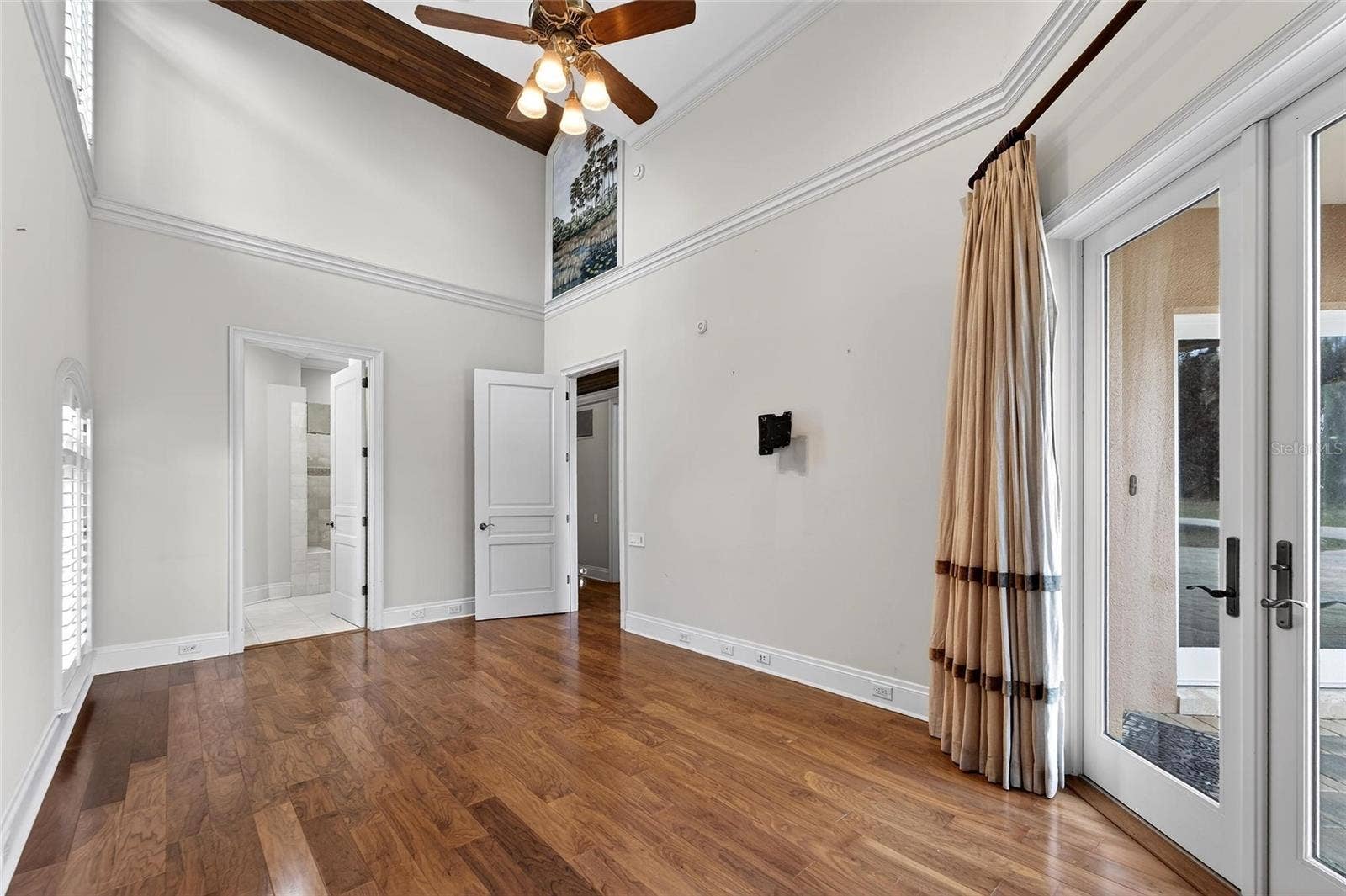 501 ADAMS BARN ROAD, Auburndale, FL 33823 Downstairs Guest Suite