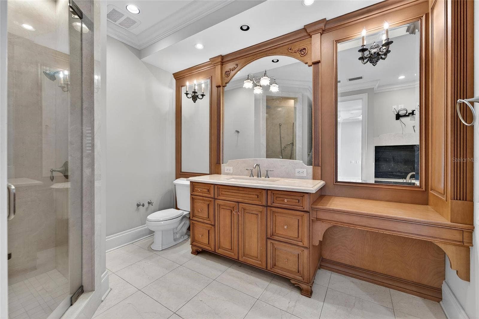 501 ADAMS BARN ROAD, Auburndale, FL 33823 2nd Primary Bathroom