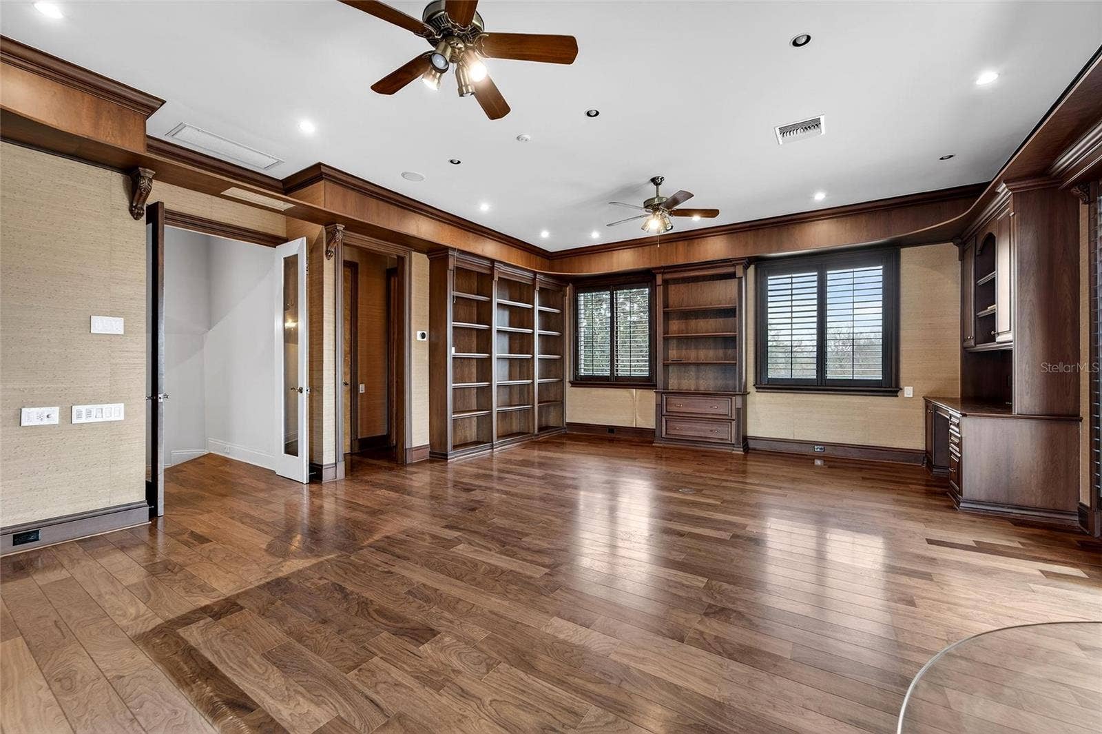 501 ADAMS BARN ROAD, Auburndale, FL 33823 Upstairs Study with Closet and full bathroom