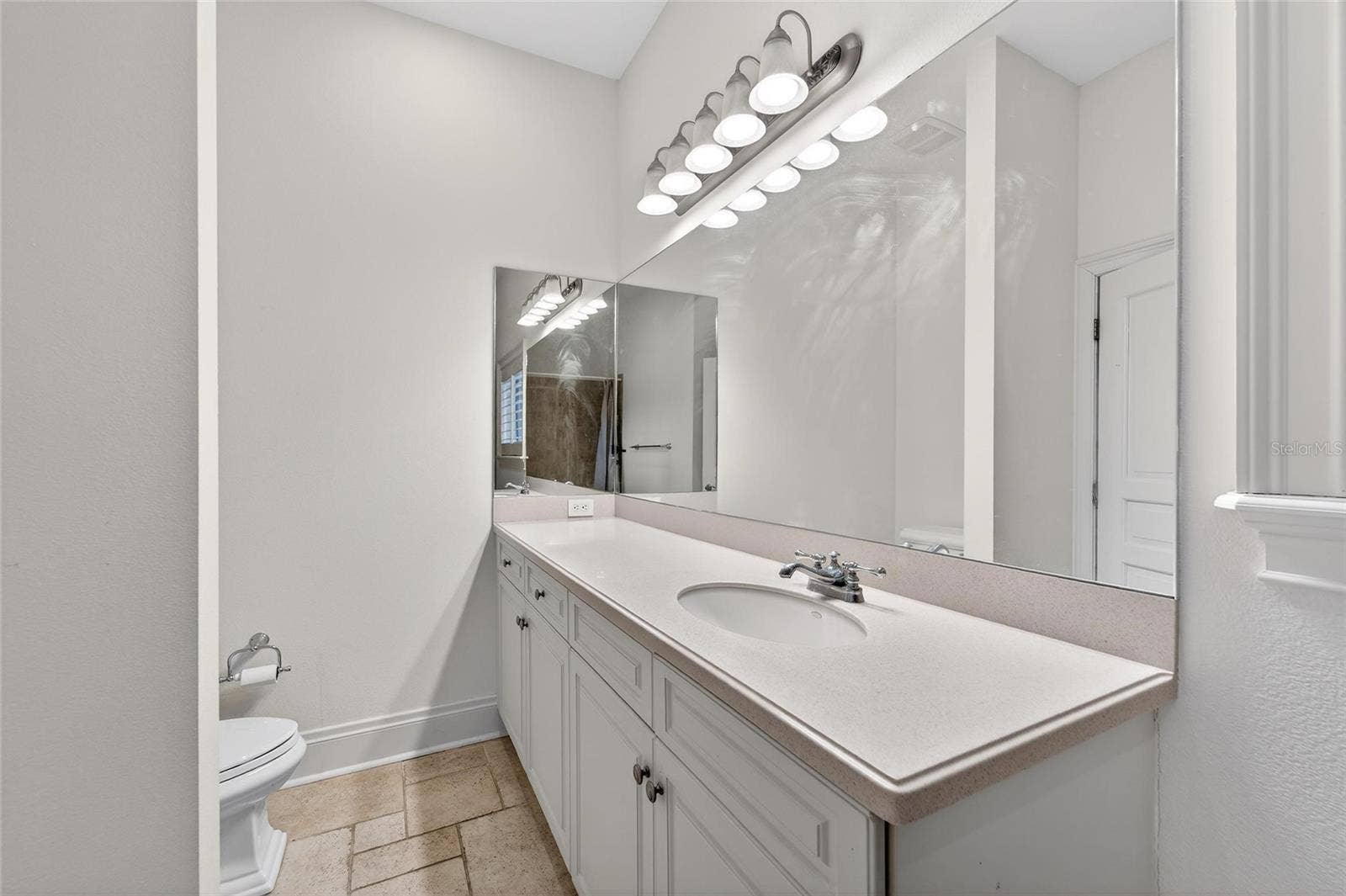 501 ADAMS BARN ROAD, Auburndale, FL 33823 Mother In Bathroom