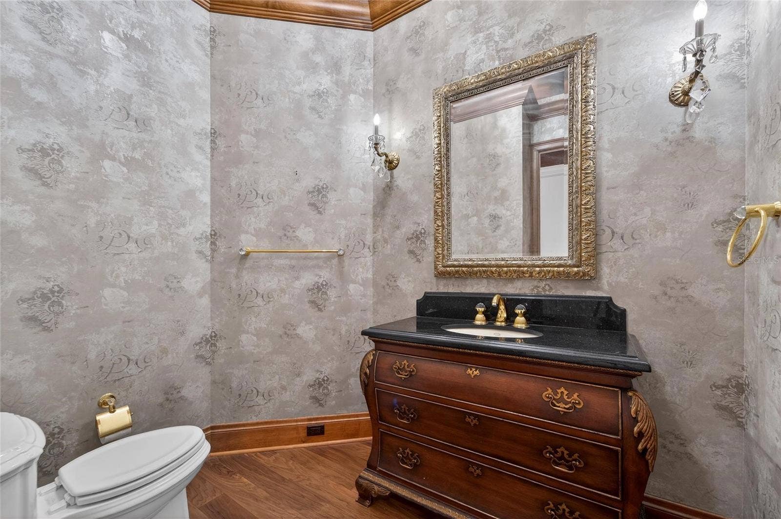 501 ADAMS BARN ROAD, Auburndale, FL 33823 Powder Room