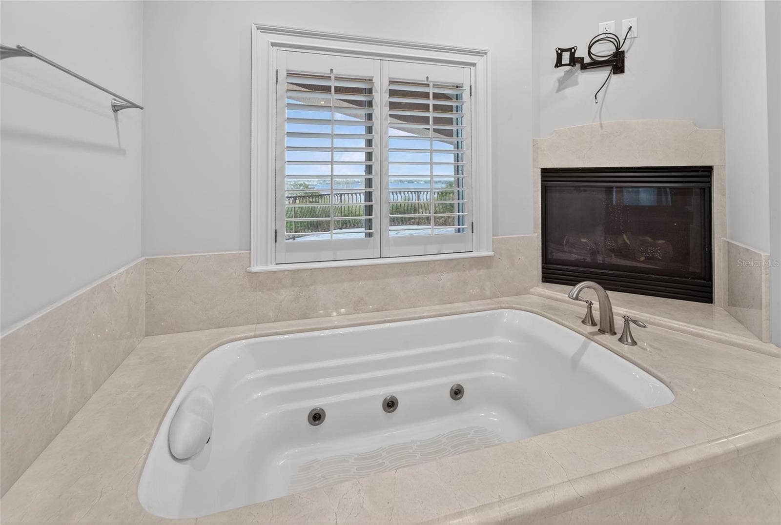 501 ADAMS BARN ROAD, Auburndale, FL 33823 501 ADAMS BARN ROAD, Auburndale, FL 33823