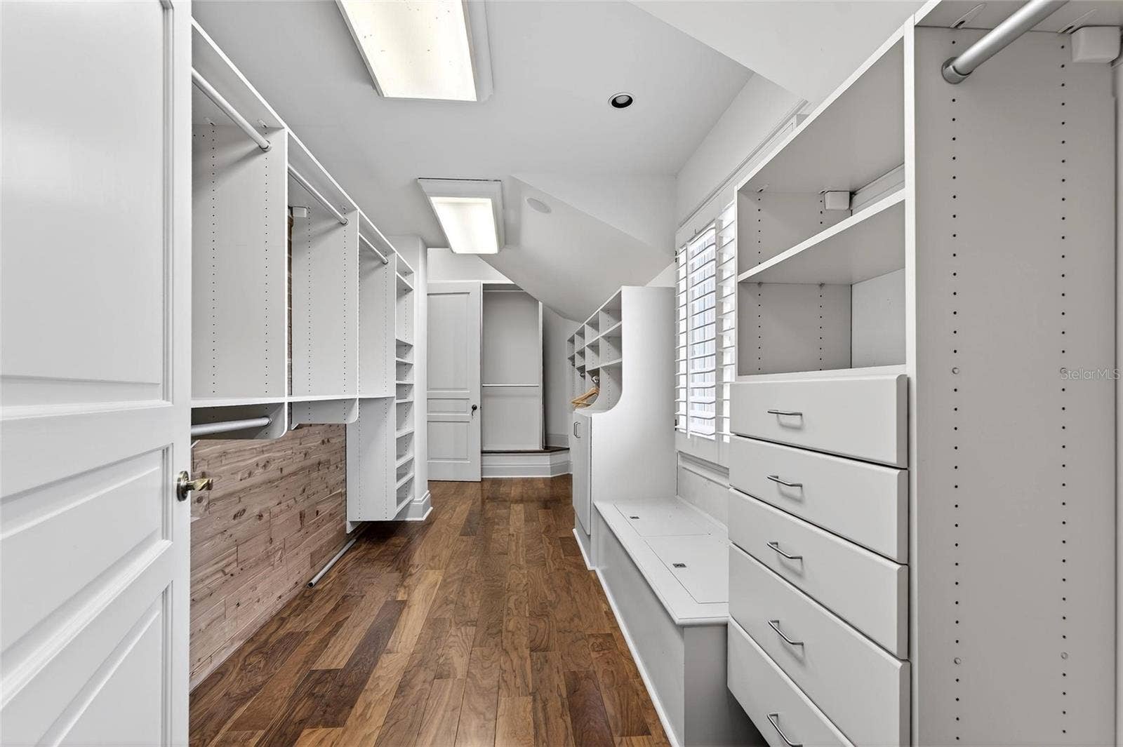 501 ADAMS BARN ROAD, Auburndale, FL 33823 Primary Closet