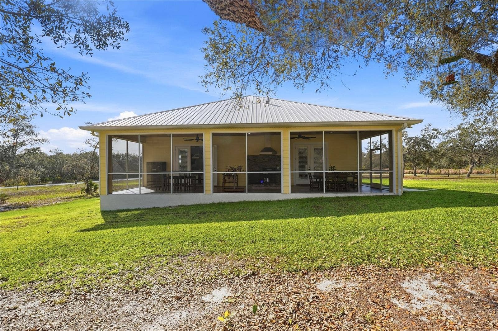 2204 R E BYRD ROAD, Frostproof, FL 33843