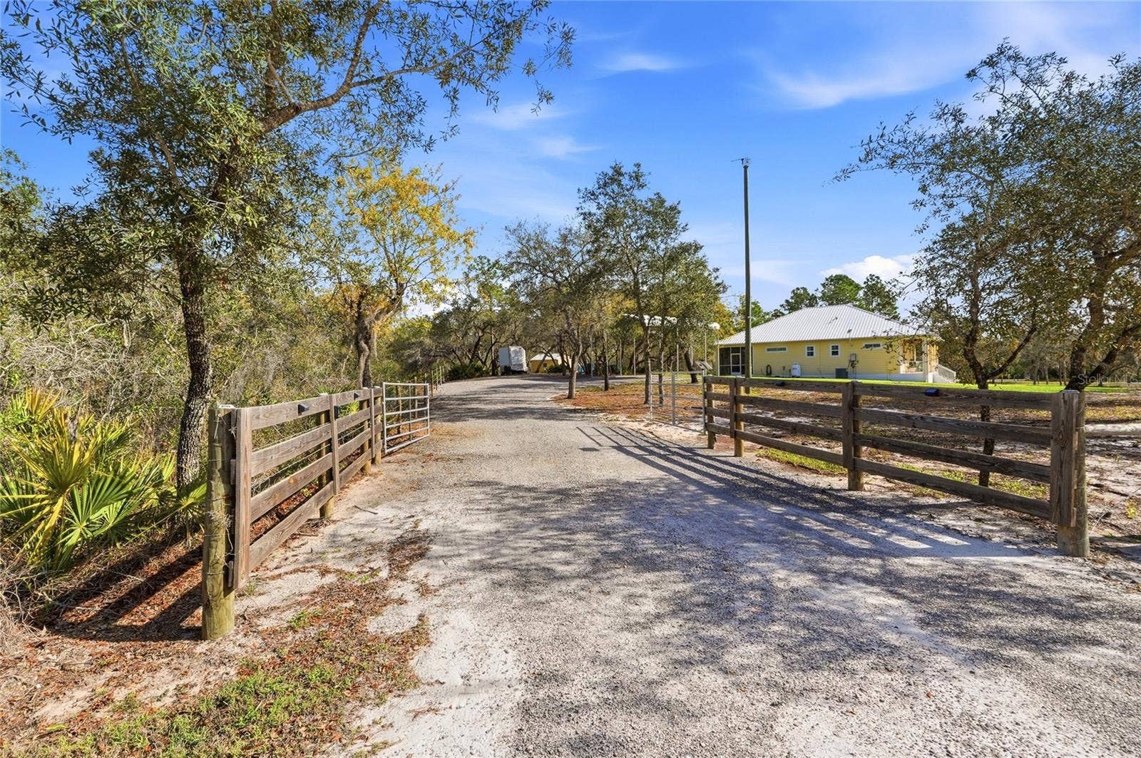 2204 R E BYRD ROAD, Frostproof, FL 33843