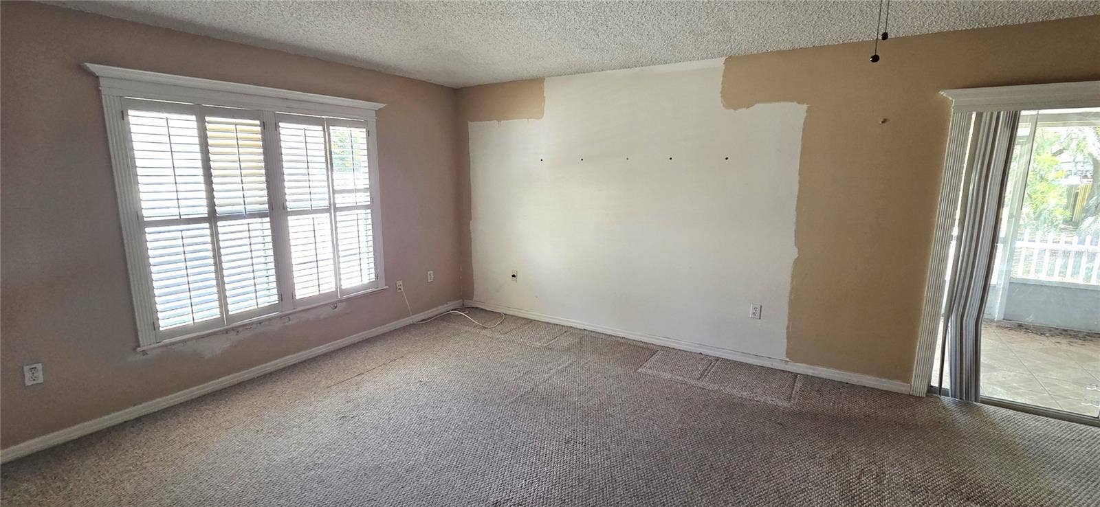 4716 LITTLE DENISE COURT, Valrico, FL 33594