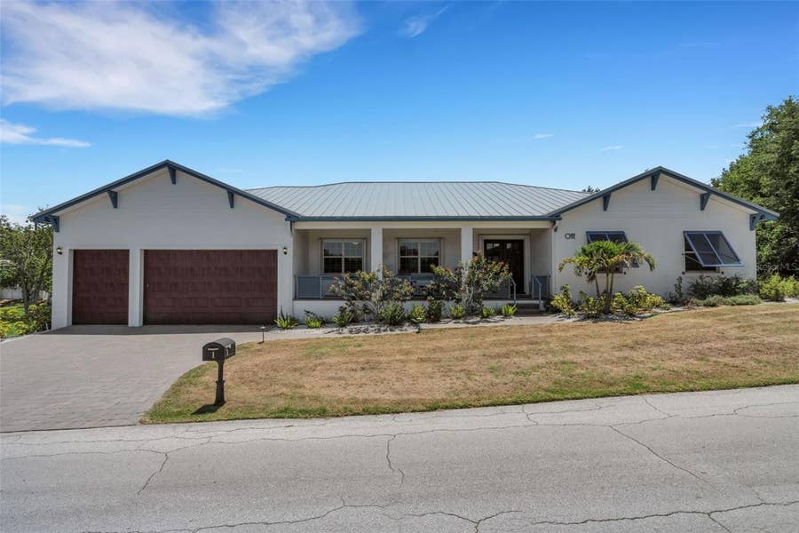 Property photo for 1 BROGDEN COURT SE, Winter Haven, FL