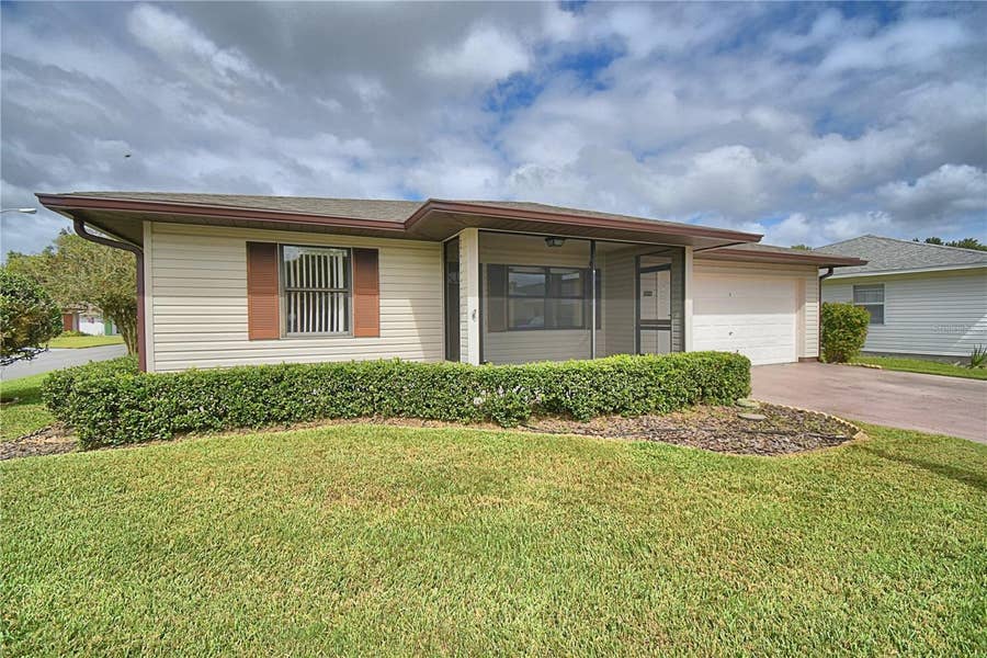 Property photo for 4828 SQUIRE HOLLOW DRIVE, Lakeland, FL