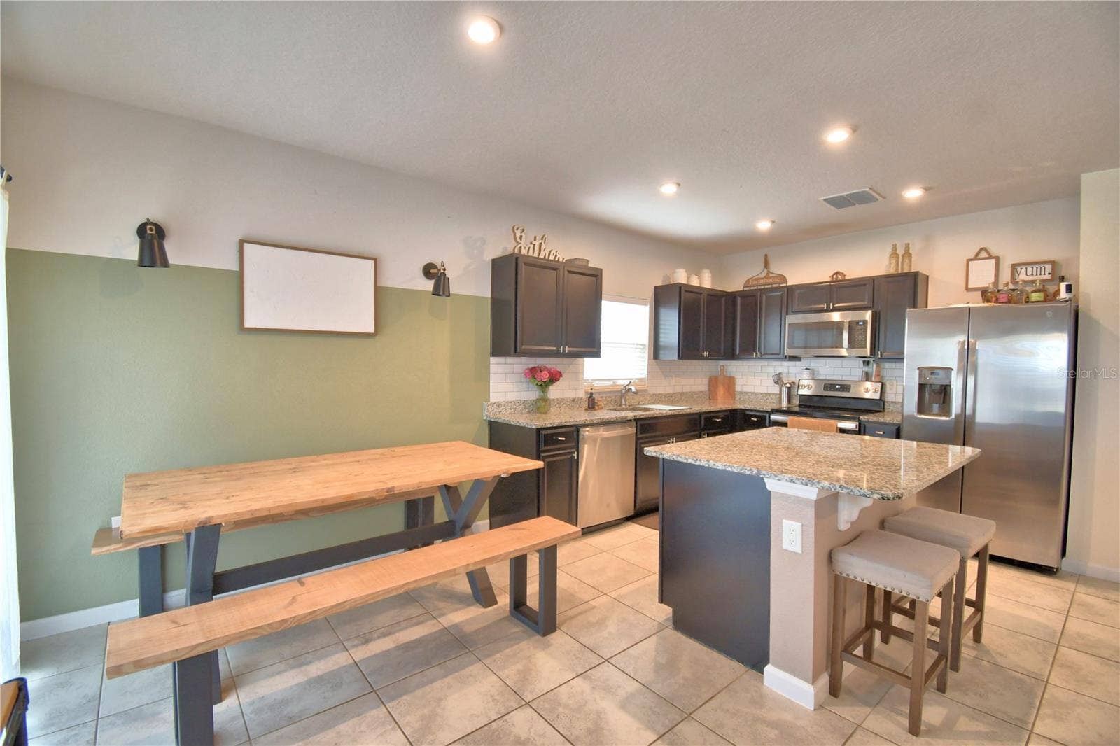 542 EAGLE LANDING BOULEVARD, Winter Haven, FL 33880 542 EAGLE LANDING BOULEVARD, Winter Haven, FL 33880