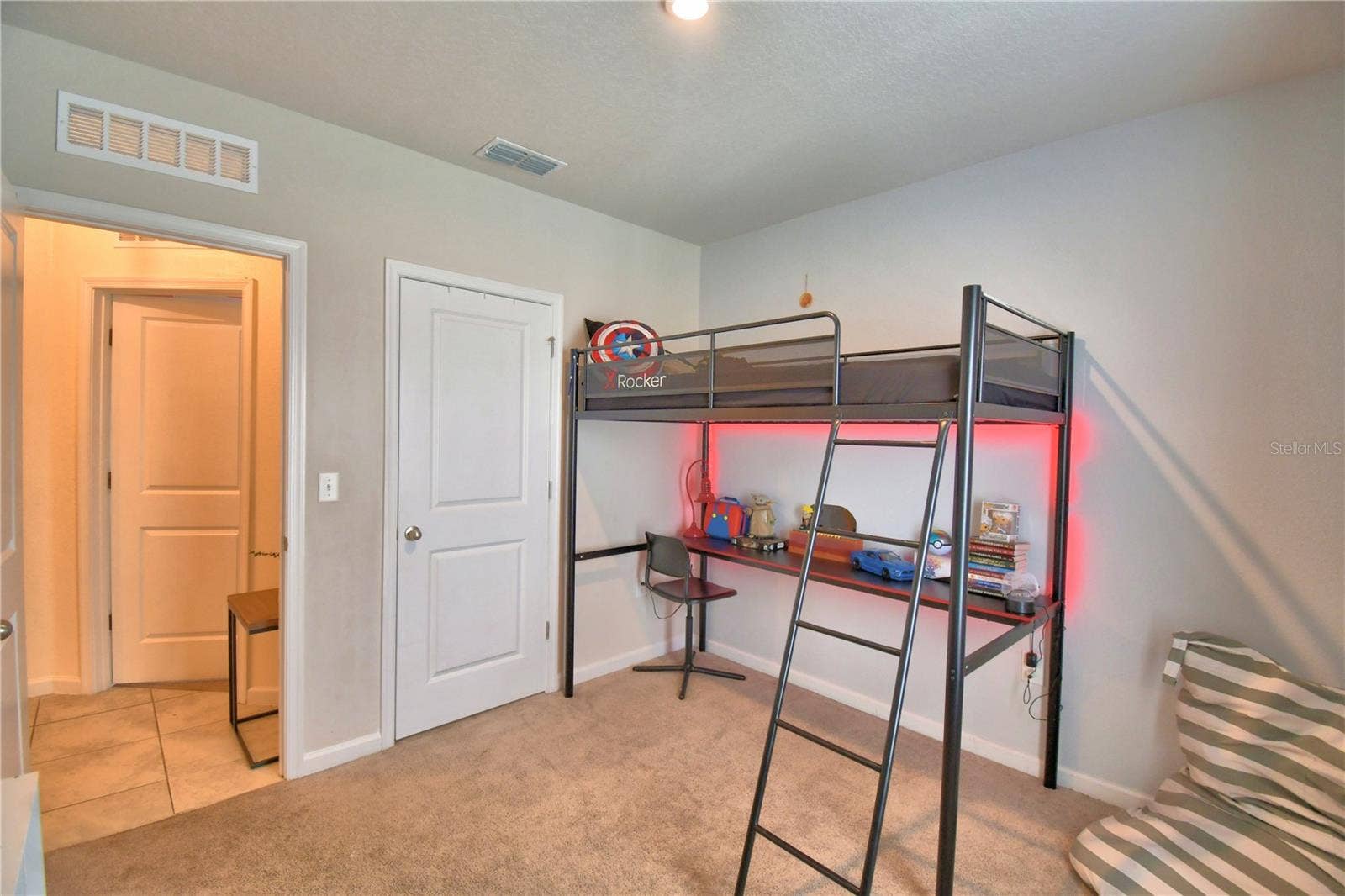 542 EAGLE LANDING BOULEVARD, Winter Haven, FL 33880 542 EAGLE LANDING BOULEVARD, Winter Haven, FL 33880