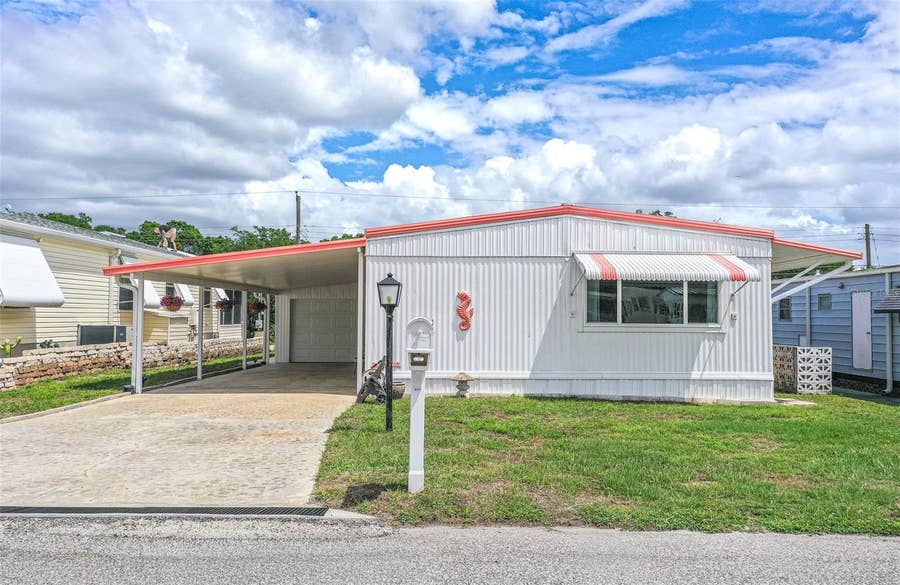 Property photo for 1818 BLUE LAKE DRIVE, Lakeland, FL