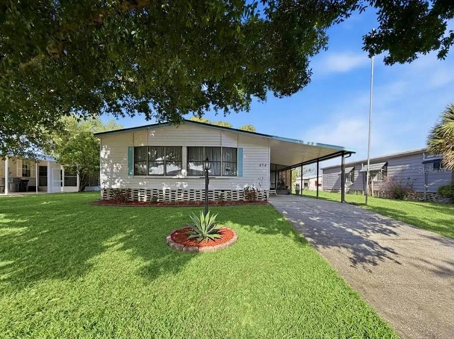 Property photo for 454 VILLAGE CIRCLE SW, Winter Haven, FL