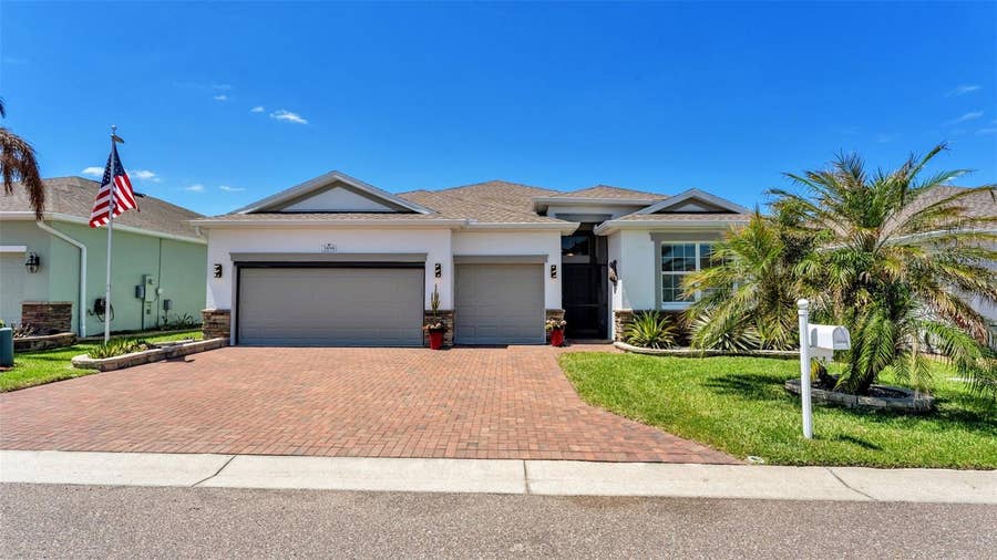 Property photo for 3890 BEDFORD AVENUE, Winter Haven, FL