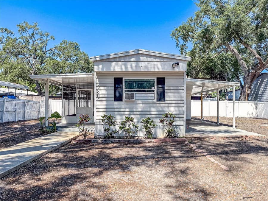 Property photo for 5807 BARRY LANE, Tampa, FL