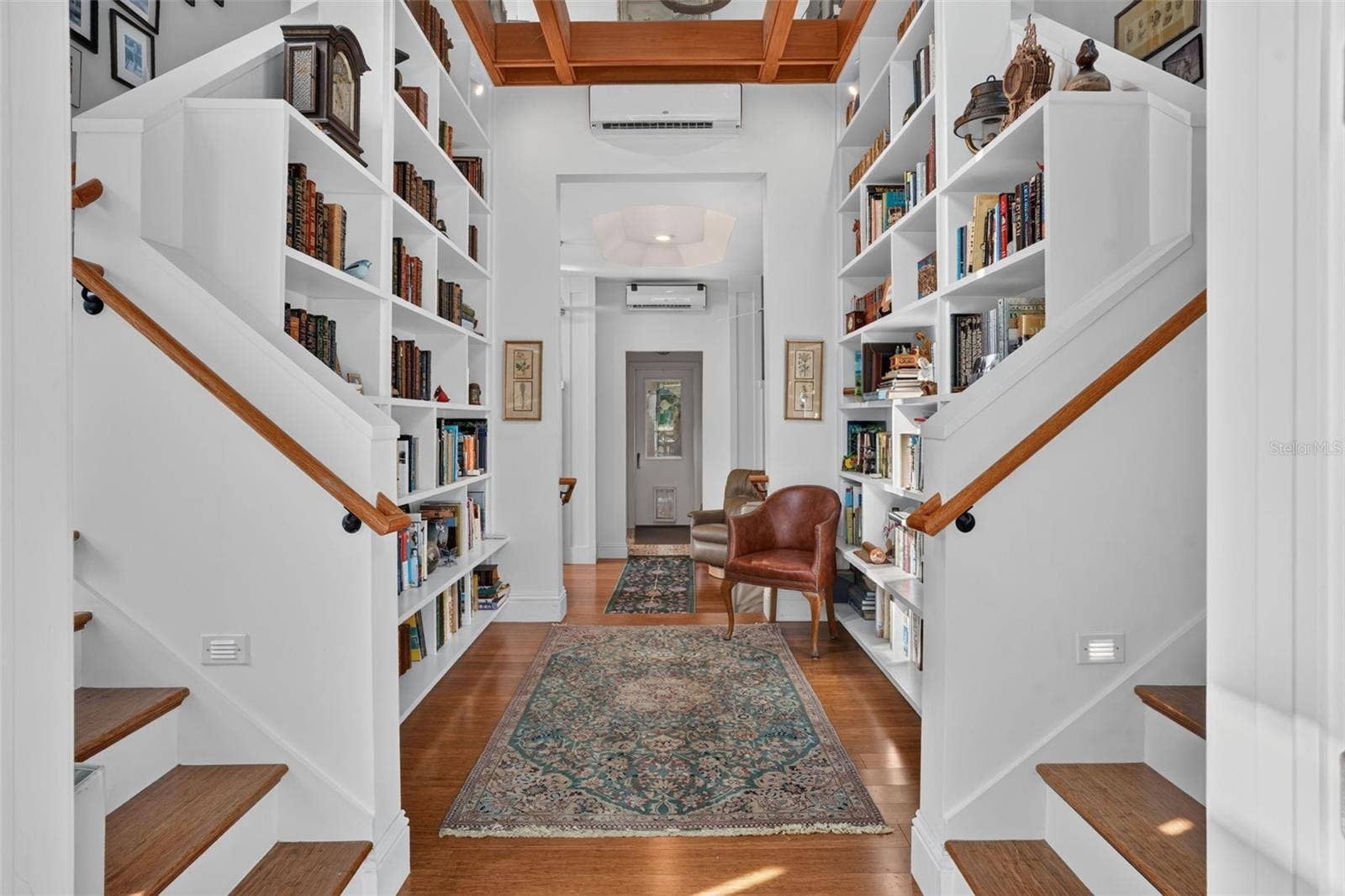 7950 BANNON FISH CAMP ROAD, Haines City, FL 33844 LOWER LIBRARY WITH DOUBLE STAIRCASES BANNON ISLAND L4961212