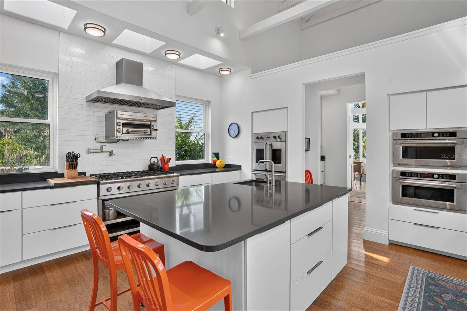 7950 BANNON FISH CAMP ROAD, Haines City, FL 33844 CHEF'S KITCHENWITH FRENCH DOOR OVENBANNON ISLAND L4961212