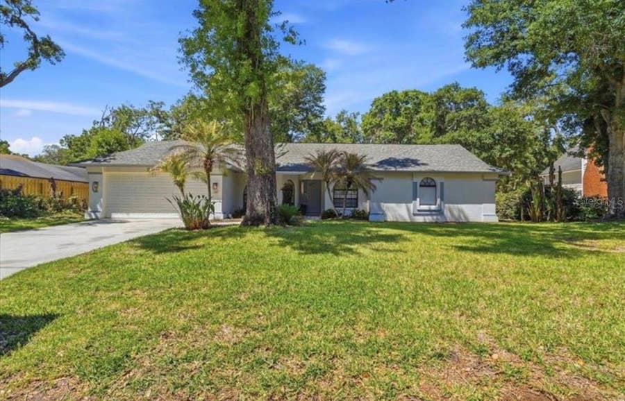 Property photo for 2800 HAMMOCK DRIVE, Plant City, FL